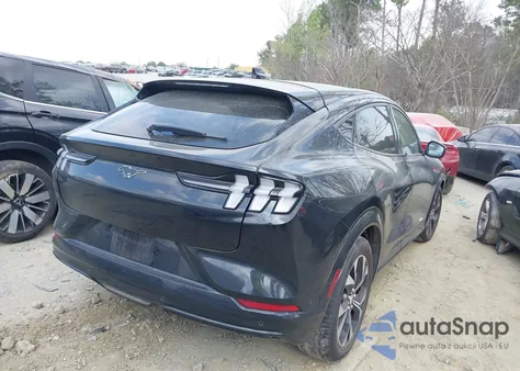 2023 Ford Mustang Mach-E Premium z USA, uszkodzony, nr VIN 3FMTK3SU4PMA97392